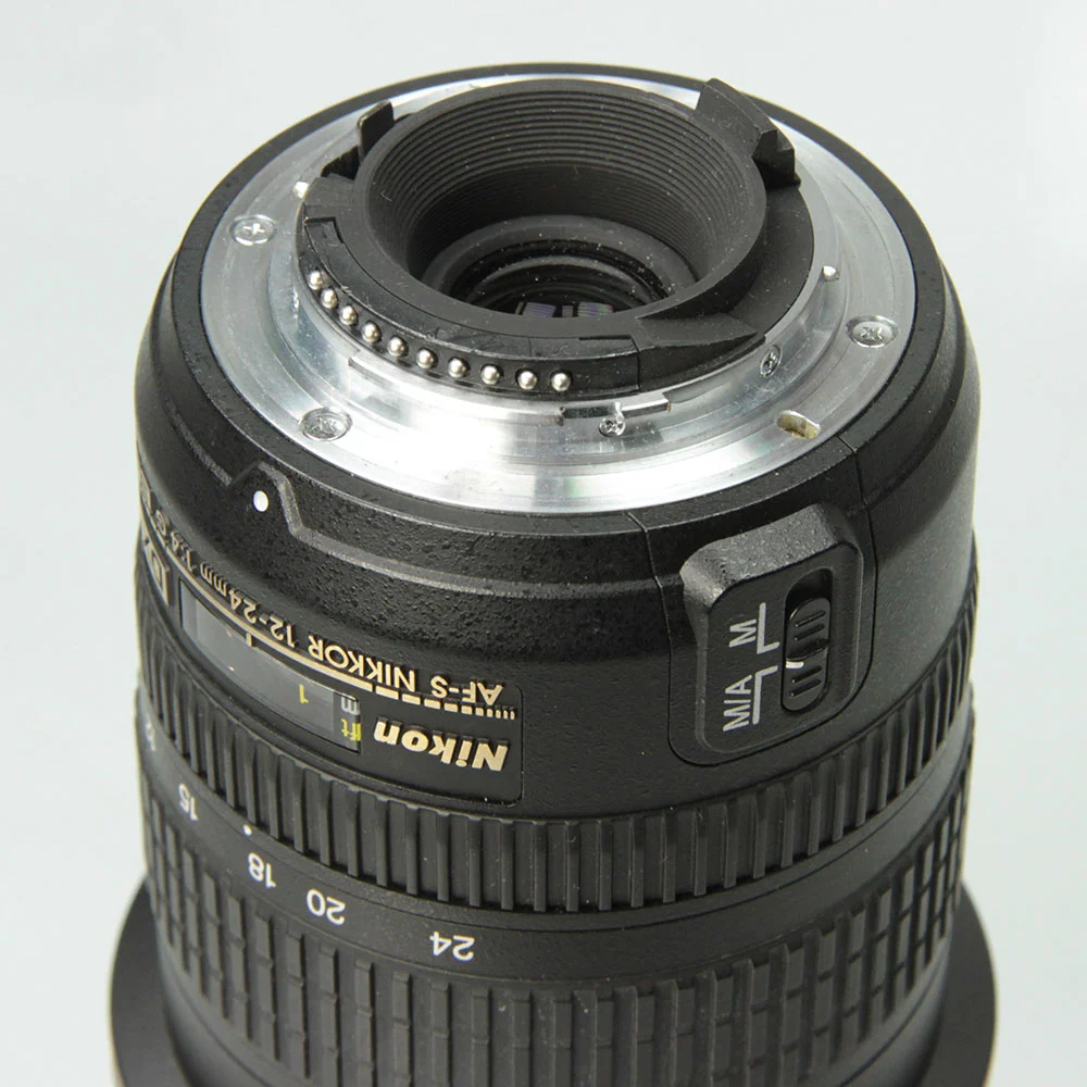 Объектив Nikon 12-24mm f/4G ED-IF AF-S DX Zoom-Nikkor