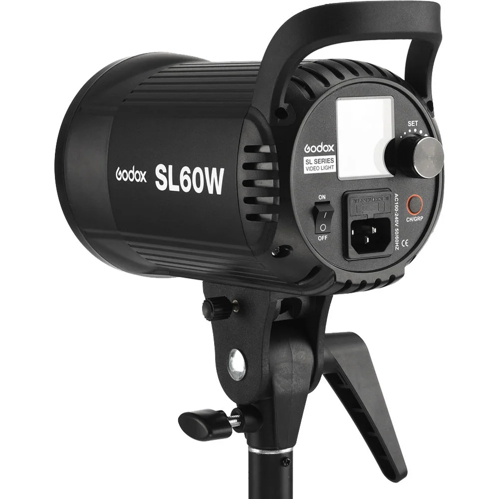 Осветитель светодиодный Godox SL60W студийный
