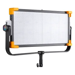 Осветитель светодиодный Godox LD150R RGB (Уценка02)