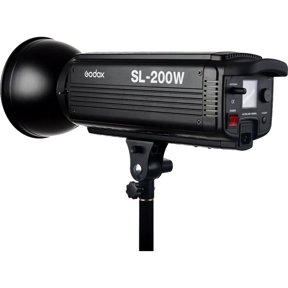 Осветитель светодиодный Godox SL-200W студийный
