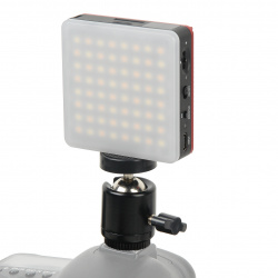 На фото изображено Осветитель светодиодный Falcon Eyes LEDFly 5 Bi-color накамерный