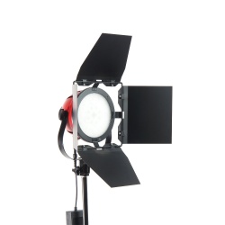На фото изображено Осветитель студийный Falcon Eyes DTR-30 RGB LED