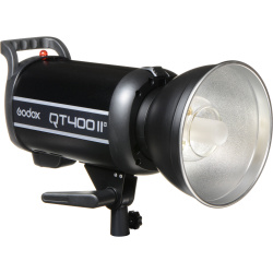 На фото изображено Вспышка студийная Godox QT400IIM высокоскоростная