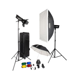 На фото изображено Комплект студийного оборудования Godox DP300II-C