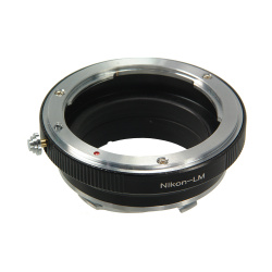 На фото изображено Кольцо переходное Nikon на Leica L(M)/Ricoh M