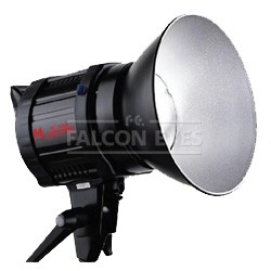 На фото изображено Осветитель Falcon Eyes QL-500 б/колбы