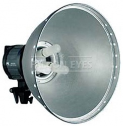На фото изображено Осветитель Falcon Eyes LHD-3250Q галогеновый