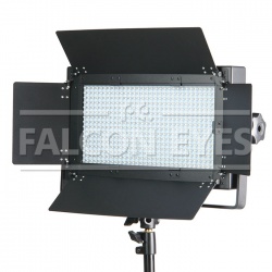 На фото изображено Осветитель Falcon Eyes LG 500/LED светодиодный