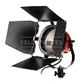 На фото изображено Осветитель Falcon Eyes DTR-800A+RHS800 галогеновый с лампой