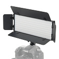На фото изображено Осветитель светодиодный Falcon Eyes LedPRO-M 30 Bi-color накамерный