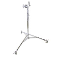 На фото изображено Стойка на колесах KUPO 610MRH MEDIUM OVERHEAD ROLLER STAND