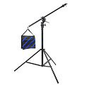 На фото изображено Стойка-журавль Godox LB02