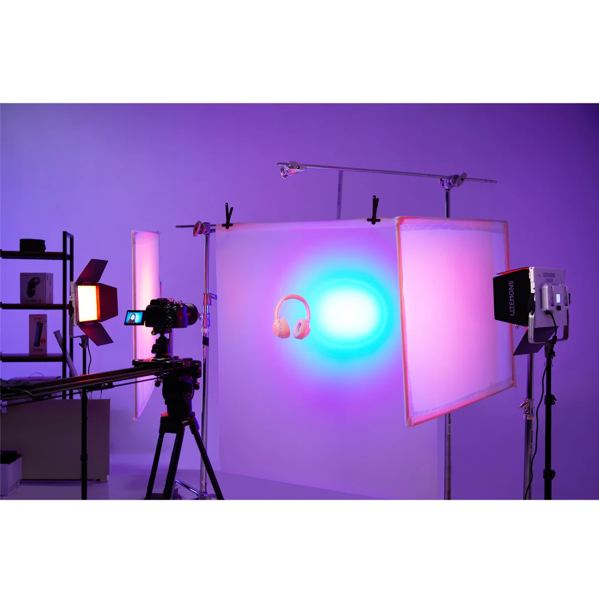 Осветитель светодиодный Godox LITEMONS LP400R